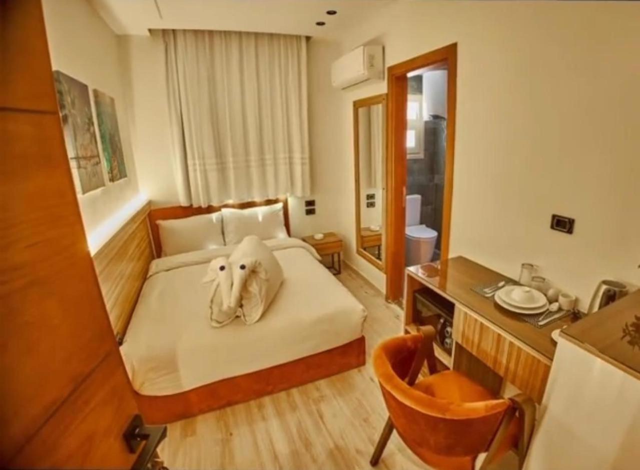 Elite Boutique Hotel *